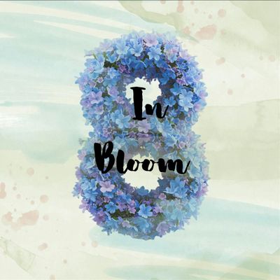 8 In Bloom logo