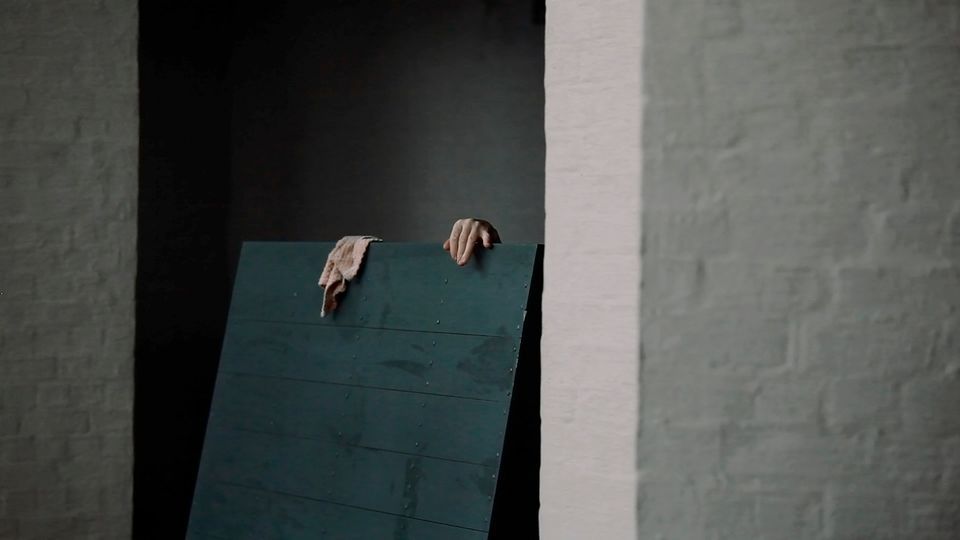 Screening & talk with Ingel Vaikla I Breathing through the eyes I