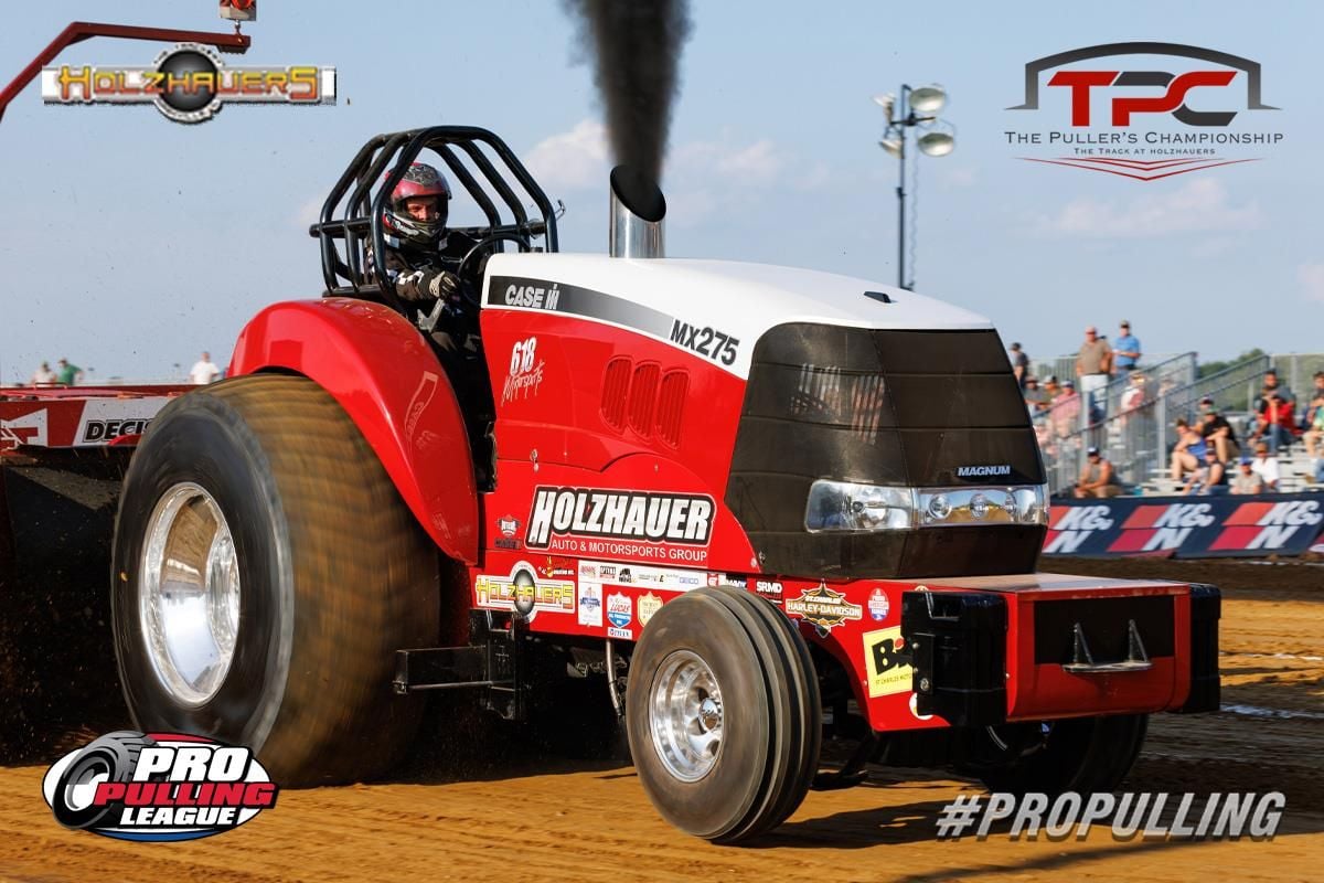 Pro Trucks and Tractor Pulls at The Dirt Oval, 12 July | Event in Joliet | AllEvents