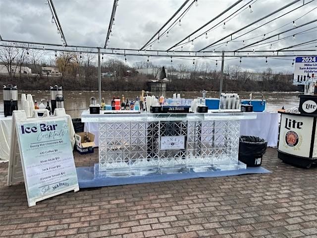 Max410 Ice Bar and Winterfest Weekend
