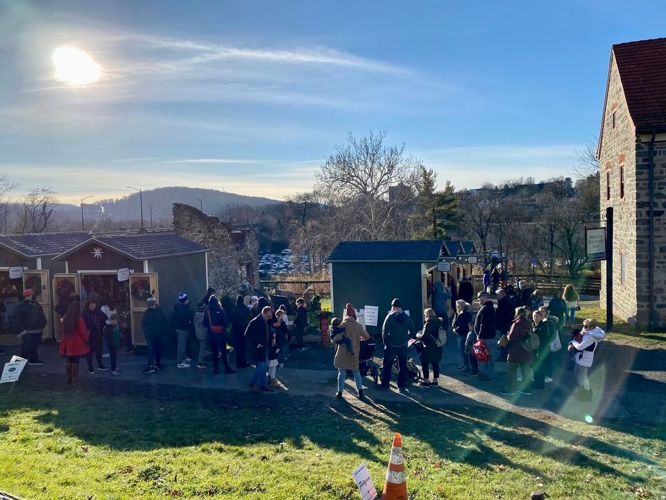 Bethlehem Christmas City Village 