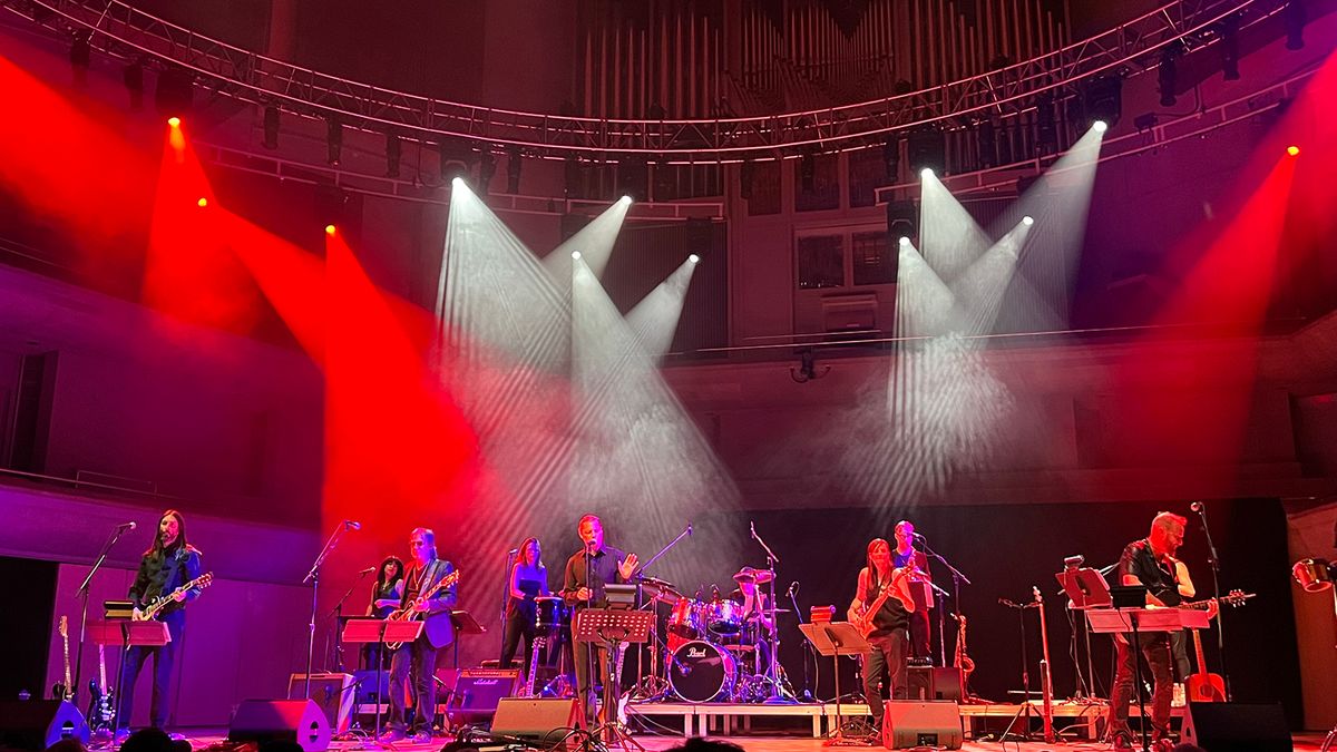 Classic Albums Live Tribute Show: The Rise And Fall Of Ziggy Stardust and The Spiders From Mars, 15 August
