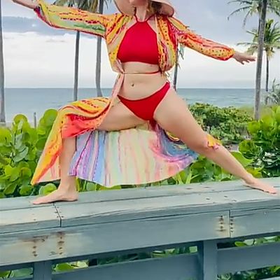 sasha_masha_vinyasa logo