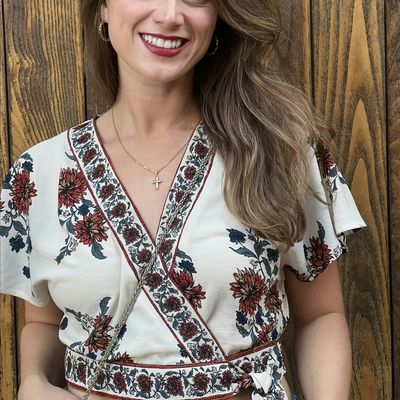 Isabella (Izzy) Montalban logo