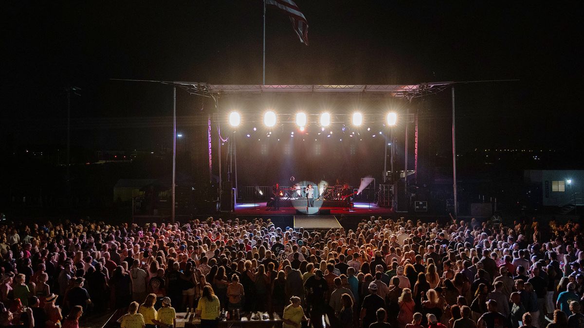 Taste of Joliet - Billy Corgan and The Machines of God at Joliet Memorial Stadium, 20 June | Event in Joliet