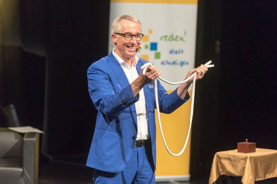 Reine Magie! Der Zauberer Christian de la Motte, Elbeforum Brunsbüttel ...