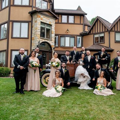 The Grand Estate logo