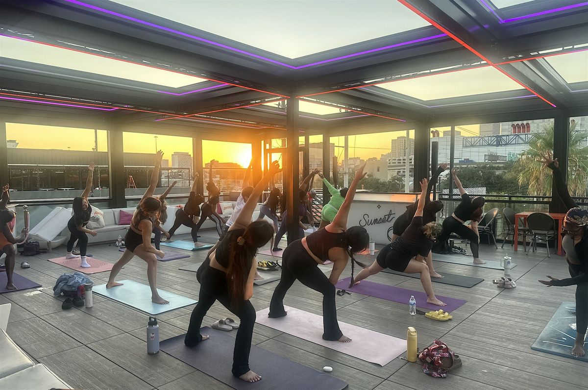 Sunday Funday | Yoga & Mimosas on the Rooftop