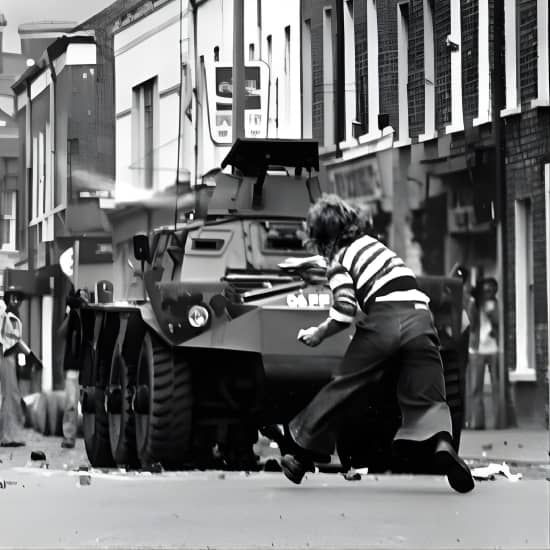Belfast Political Tour-Conflicting Stories Walking Tour, 25 May | Event in Belfast | AllEvents