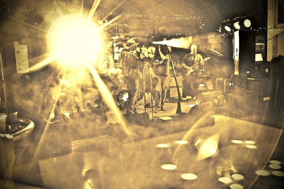 Kickapoo Junction @ Neon Bison, The Neon Bison, Peoria, March 9 to ...