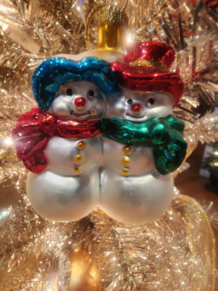 Christmas Ships Party and Potluck, 15515 SE River Forest Drive