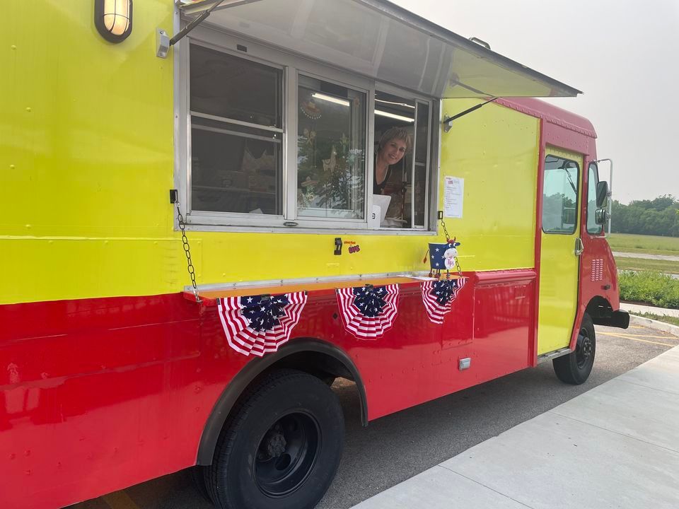 Street Food is Life Truck, Kishwaukee Brewing Company, Woodstock