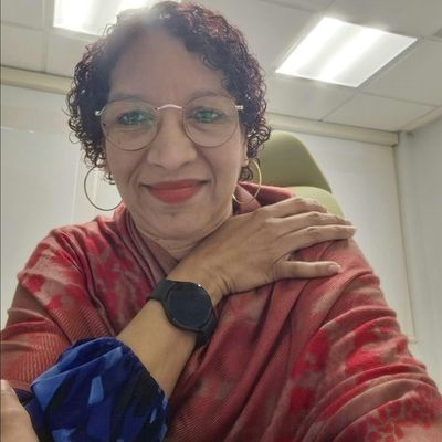 VILMANIA MAMBRU TAVAREZ logo