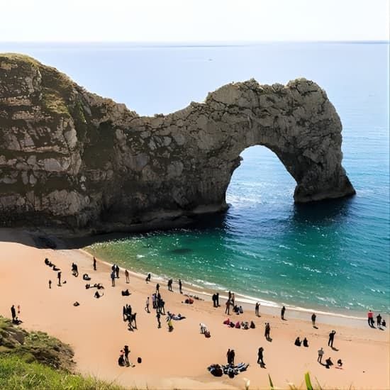 Lulworth Cove & Durdle Door Mini-Coach Tour from Bournemouth, 3 May | Event in Bournemouth | AllEvents