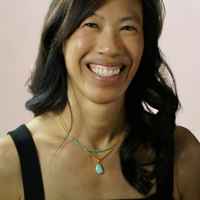 Amy Mew | Light, Love, and Reiki logo