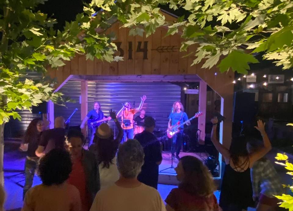 Tangled Vine rocks 314 Beer Garden Norwalk!!, 314 Beer Garden, Norwalk