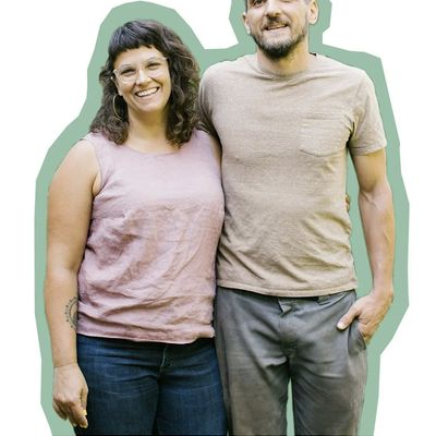 Bountiful Backyards logo