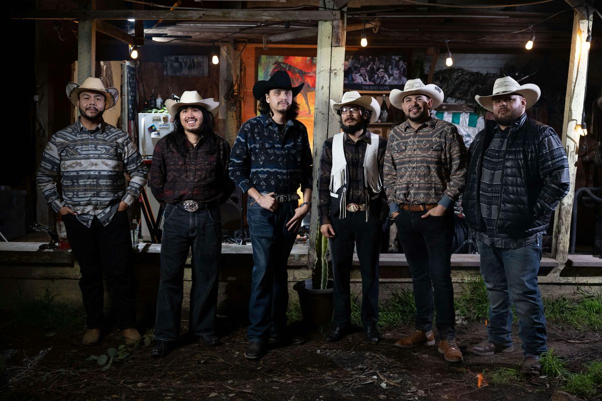 Flaco el Jandro & Calmala: Cumbias en Coachella, Coachella Valley ...