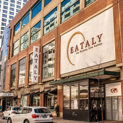 Eataly Chicago logo