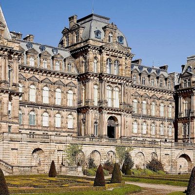 The Victorian Society logo