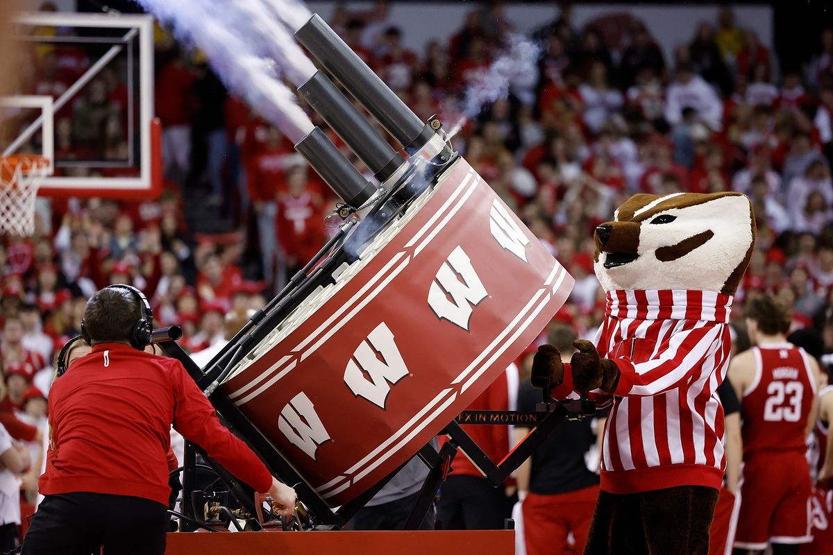 Nebraska Cornhuskers at Wisconsin Badgers Womens Volleyball at Wisconsin Field House, 31 October | AllEvents