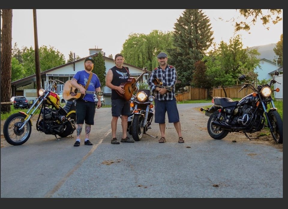 LIVE MUSIC String Along, Grist and Mash Brewery, Kimberley, January 18