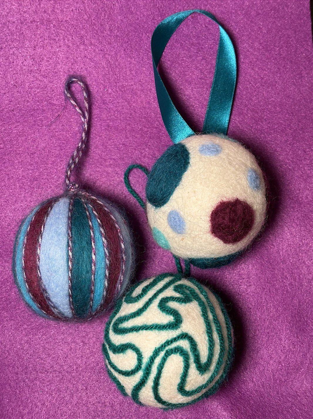 *Coffee & Crafts* Felted Christmas Ornaments Workshop (English version!), 13 December | Event in Montpellier