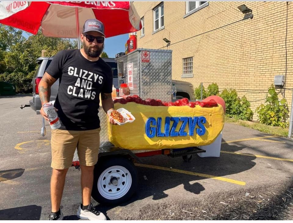 Glizzys LoPrestis, Lopresti Union Club Bar & Restaurant, Cleveland