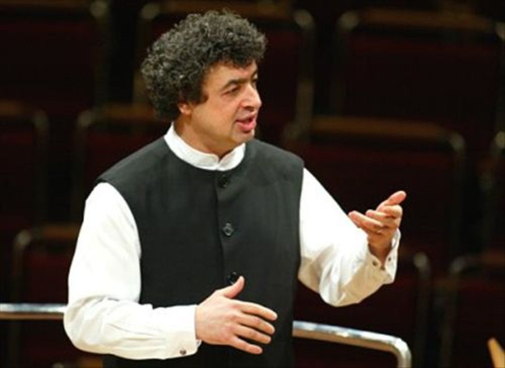 Czech Philharmonic Chamber Orchestra, Seong-Jin Cho, Semyon Bychkov in 大阪市北区, 19 October | AllEvents