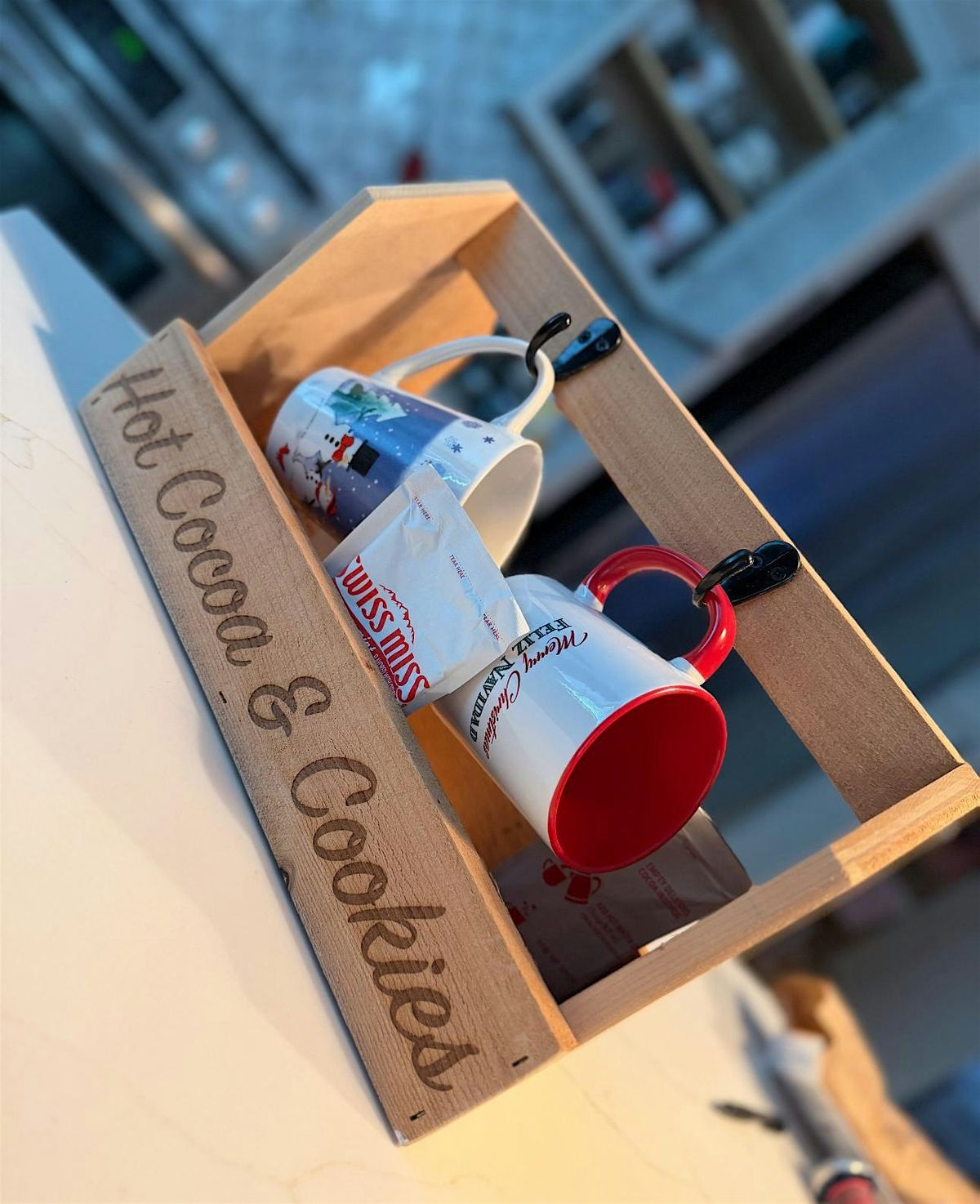 Holiday Crafts at LJ’s Cave Creek, 12 December | Event in Cave Creek | AllEvents