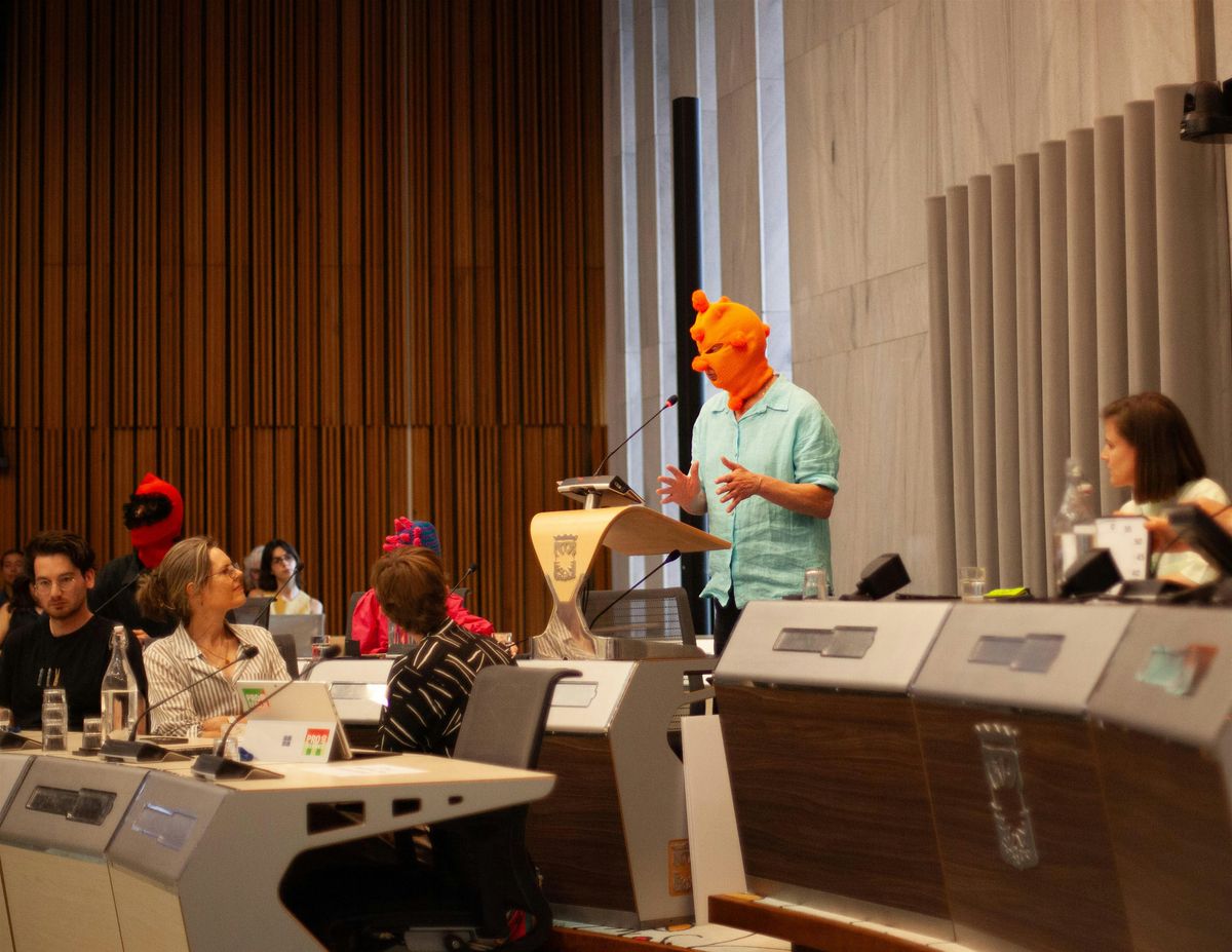 De Klerenpartij neemt de raadzaal van Eindhoven over tijdens DDW