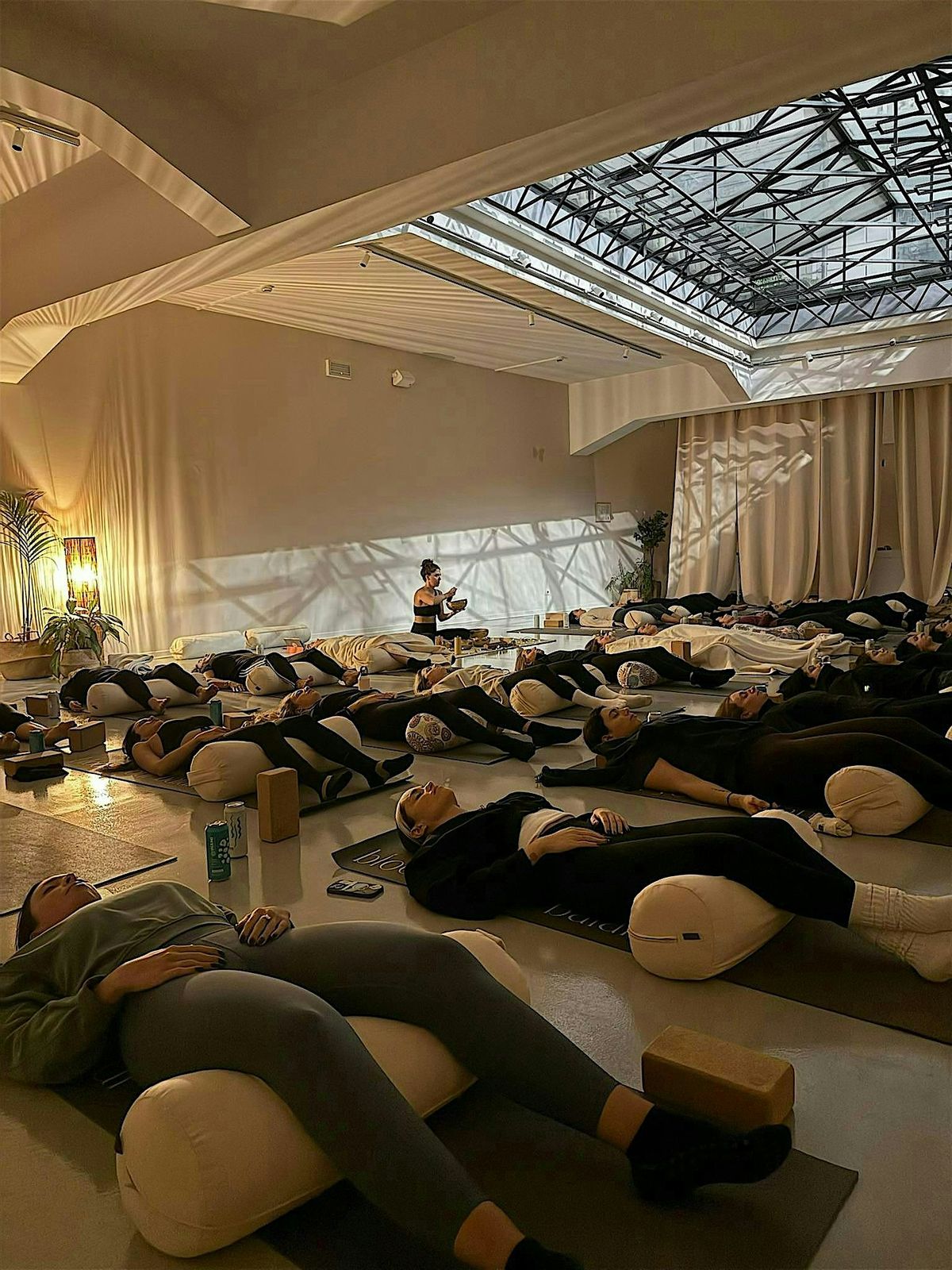 Quiz,  Dance  & Sound Journey, 16 December | Event in Milano | AllEvents