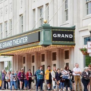 Peking Acrobats - Wausau