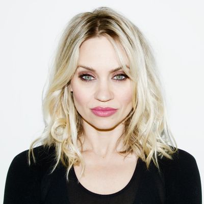 Kimberly Wyatt logo