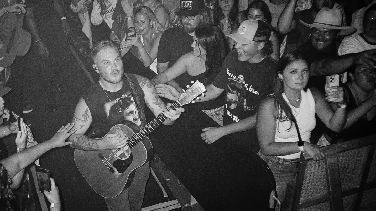 Zach Bryan in Morrison, 10 August | Event in Morrison | AllEvents