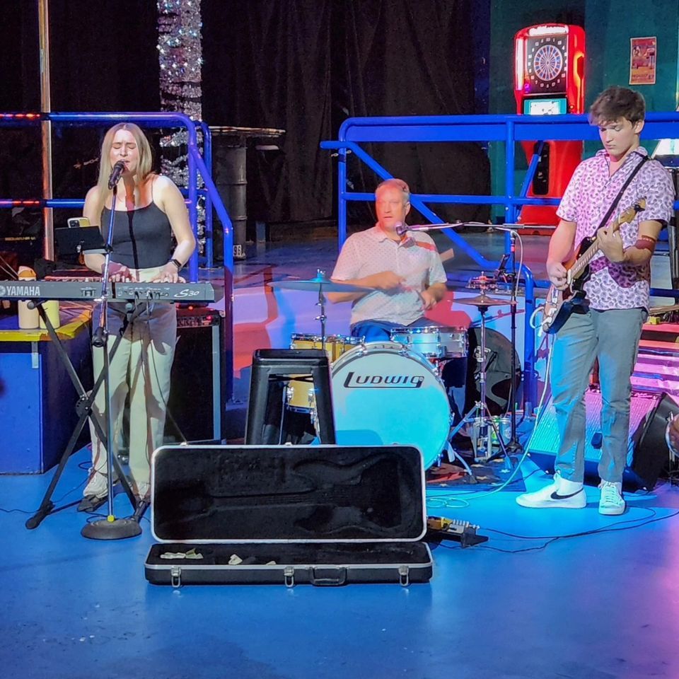 Wonder Lust Pop Band live at The Reef, The Reef, Lake Delton, February