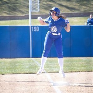 Parking Drake Bulldogs at Evansville Purple Aces Womens Basketball