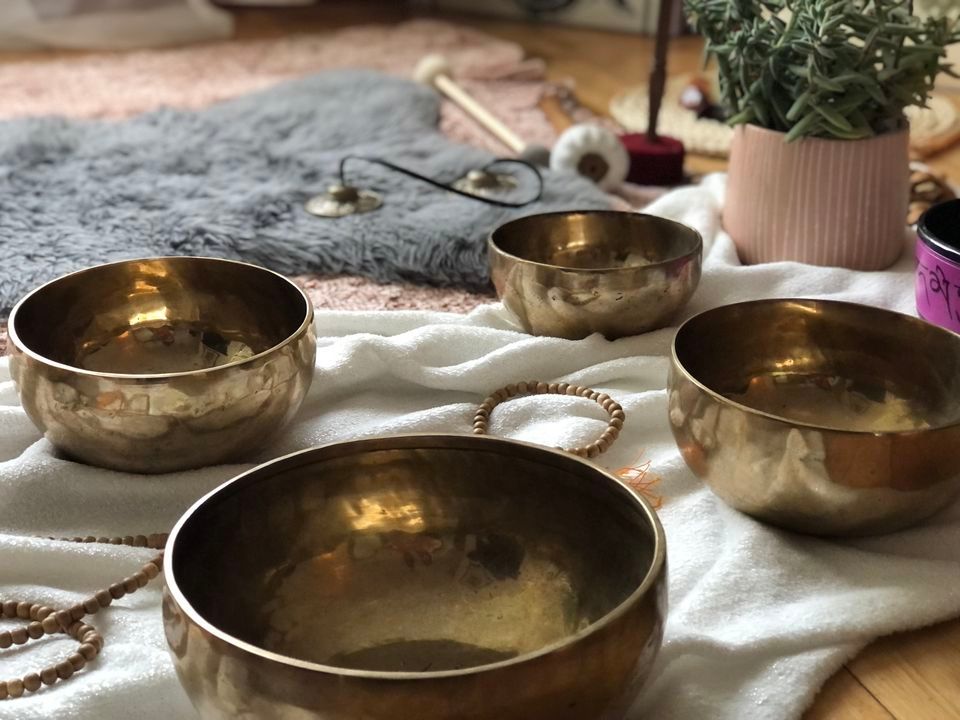 Himalayan Singing Bowls Meditation Sound Bath, Puttaghaun, Tullamore ...