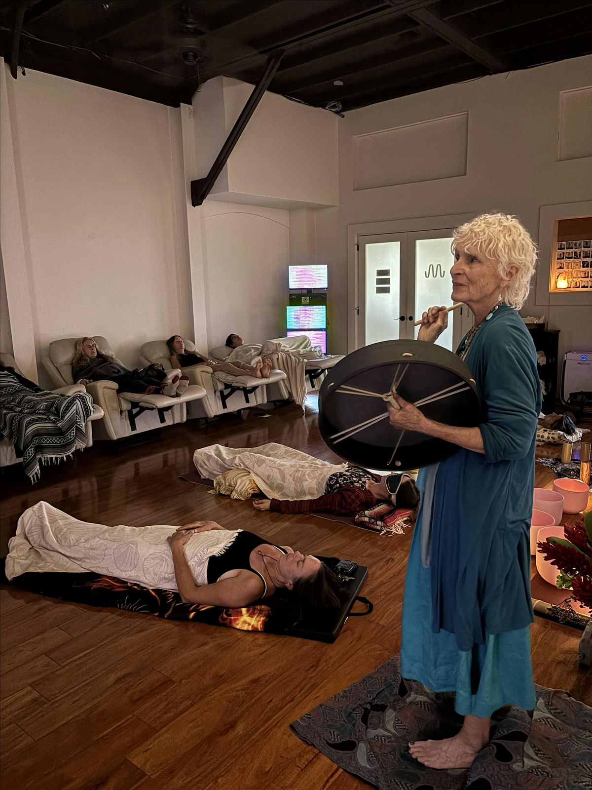 Temple of Light: Sound + Drum Journey To Meet Angels and Guides, 6 December | Event in Haiku-Pauwela | AllEvents