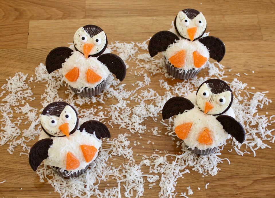 Penguin Cupcakes Caregiver & Me Class Ages 28 w/adult, Taste Buds