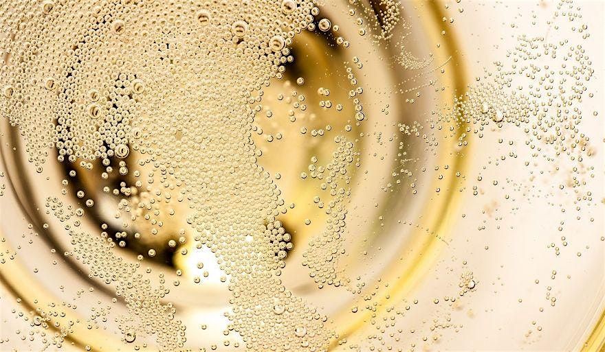Wine Tasting: "Fine Bubbles & Seafood", 3 December | Event in London | AllEvents