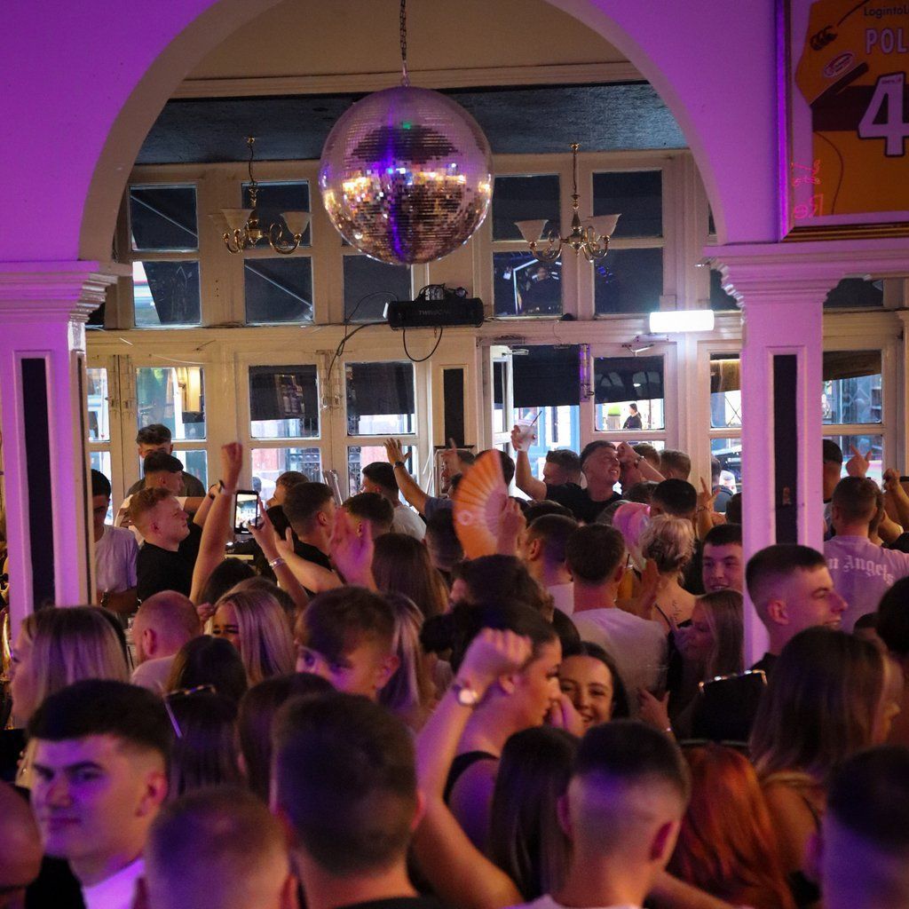 Nicos Bank Holiday All Dayer, 28 September | Event in Glasgow | AllEvents