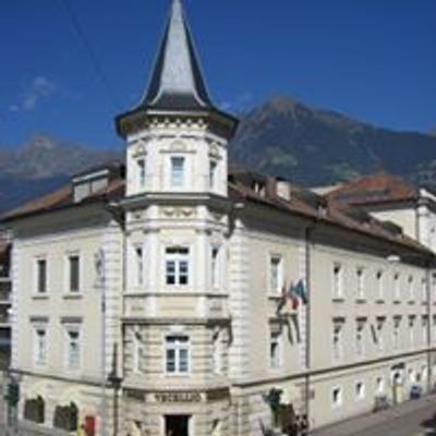 Biblioteca Civica Merano / Stadtbibliothek Meran