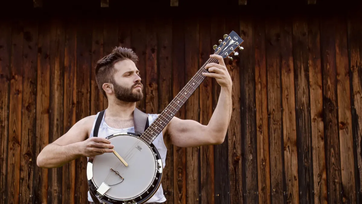 Luca Stricagnoli in Pinedale, 23 April | Event in Pinedale | AllEvents