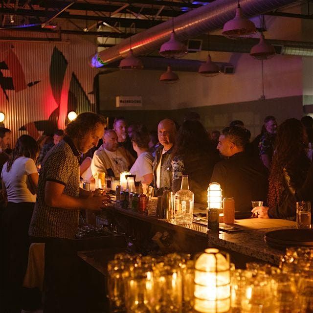 Vancouver Annual Entrepreneurs & Content Creators, UGC Social Night, 23 December | Event in Vancouver