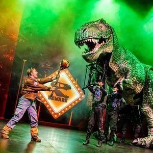 Dinosaur World Live