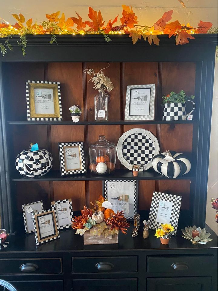 *Learn to Check Paint a Frame/Sip and Shop at Lisas Cottage* , 7 1/2