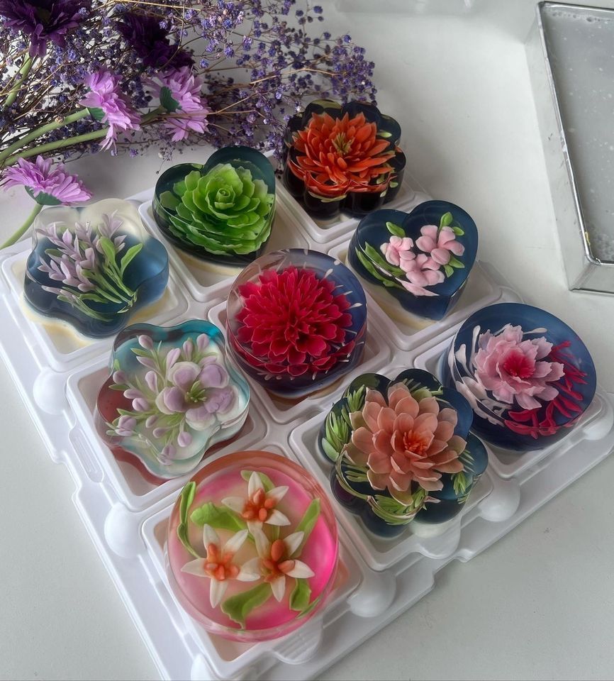 Basic 3D jelly art cake ( 4 flowers art East Wing