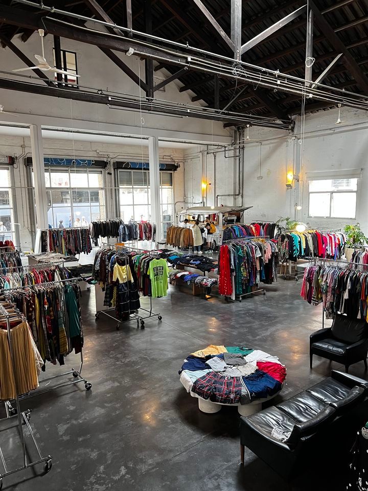 Vente Vintage au Kilo • Lille • CC Lillenium, Lillenium (Lille, France), August 17 to August 19 | AllEvents.in Vente Vintage... 