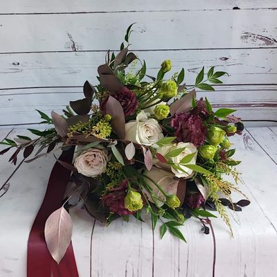 Endless Creations Flower's & Gifts logo